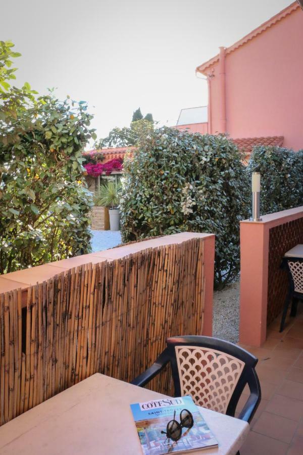 Auberge Du Cap Negre Le Lavandou Kültér fotó
